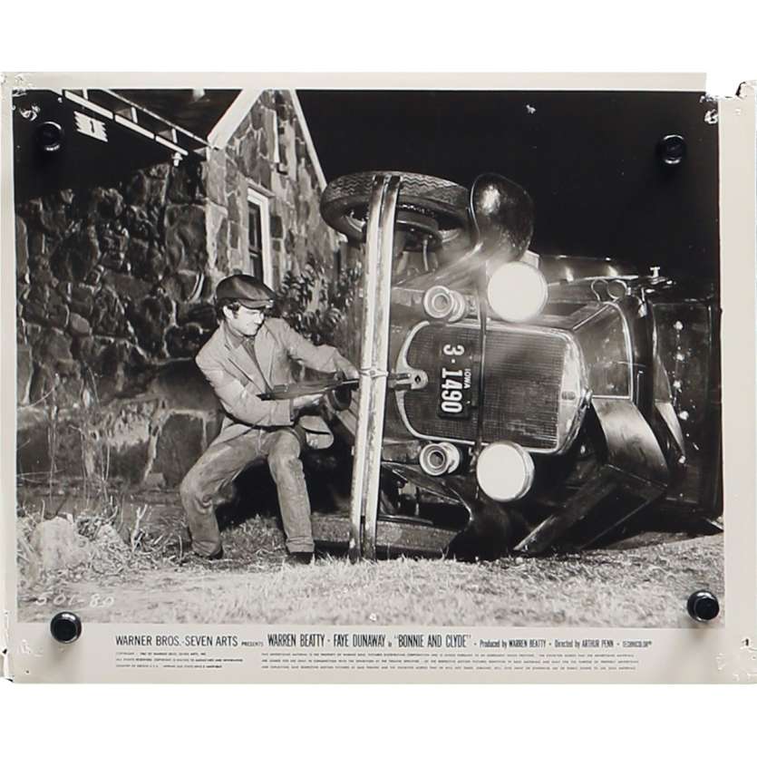 BONNIE AND CLYDE Original Movie Still - 8x10 in. - 1967 - Arthur Penn, Warren Beatty