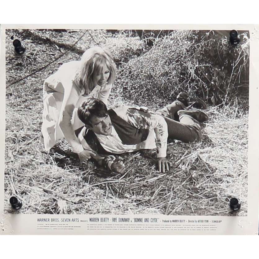 BONNIE AND CLYDE Original Movie Still - 8x10 in. - 1967 - Arthur Penn, Warren Beatty