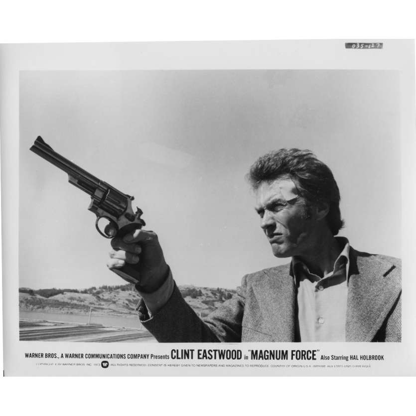 MAGNUM FORCE Original Movie Still N127 - 8x10 in. - 1973 - Ted Post, Clint Eastwood