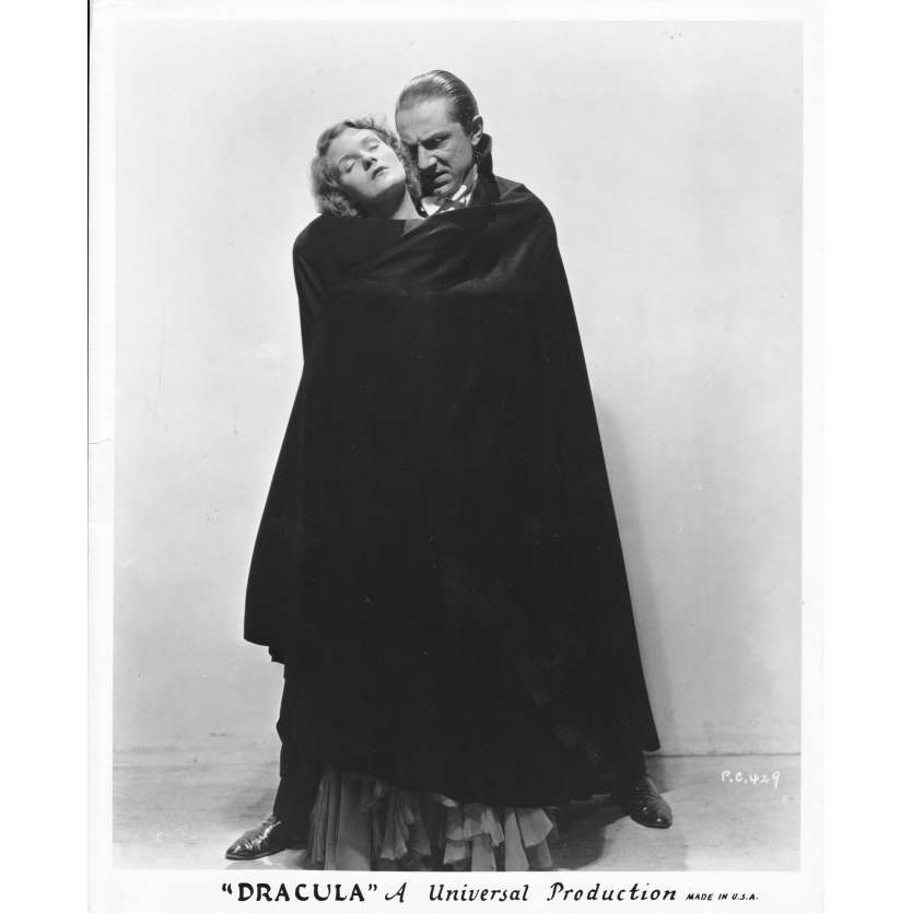 DRACULA (1931) Original Movie Still  - 8x10 in. - R1980 - Tod Browning, Bela Lugosi