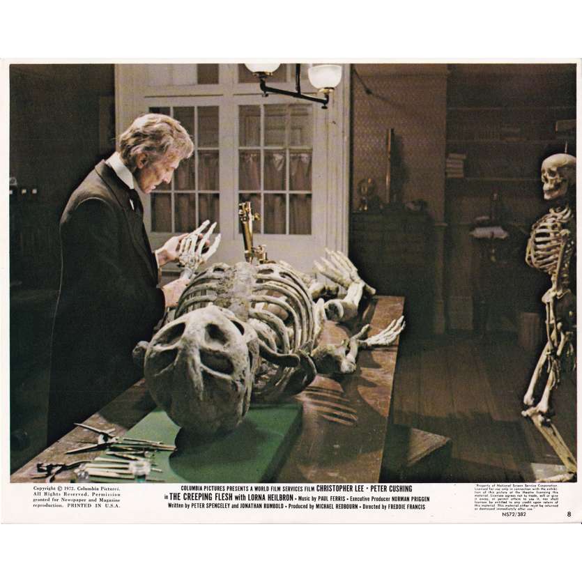 LA CHAIR DU DIABLE Photo de film - 20x25 cm. - 1973 - Christopher Lee, Peter Cushing, Freddie Francis