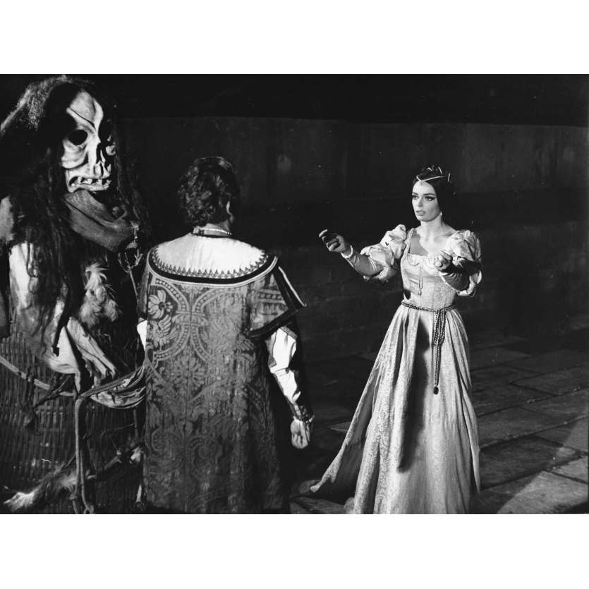 THE LONG HAIR OF DEATH Original Movie Still  - 7x9 in. - 1965 - Antonio Margheriti, Barbara Steele