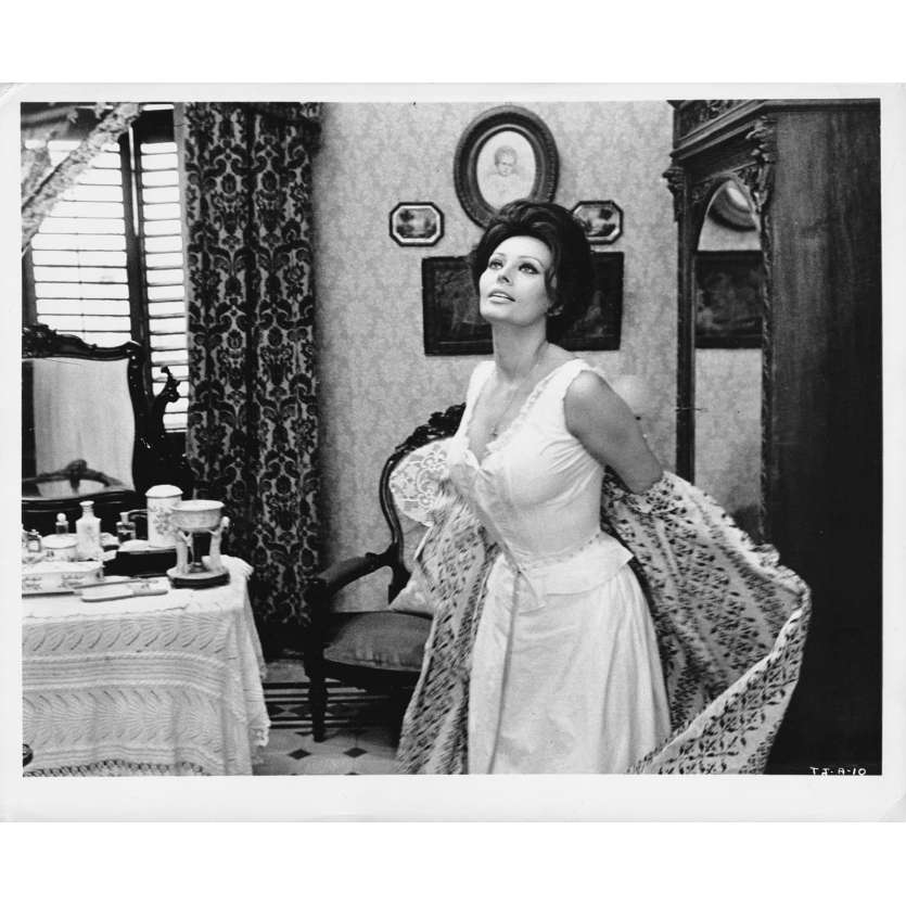 LE VOYAGE Photo de presse T-J-10 - 20x25 cm. - 1974 - Sophia Loren, Richard Burton, Vittorio De Sica