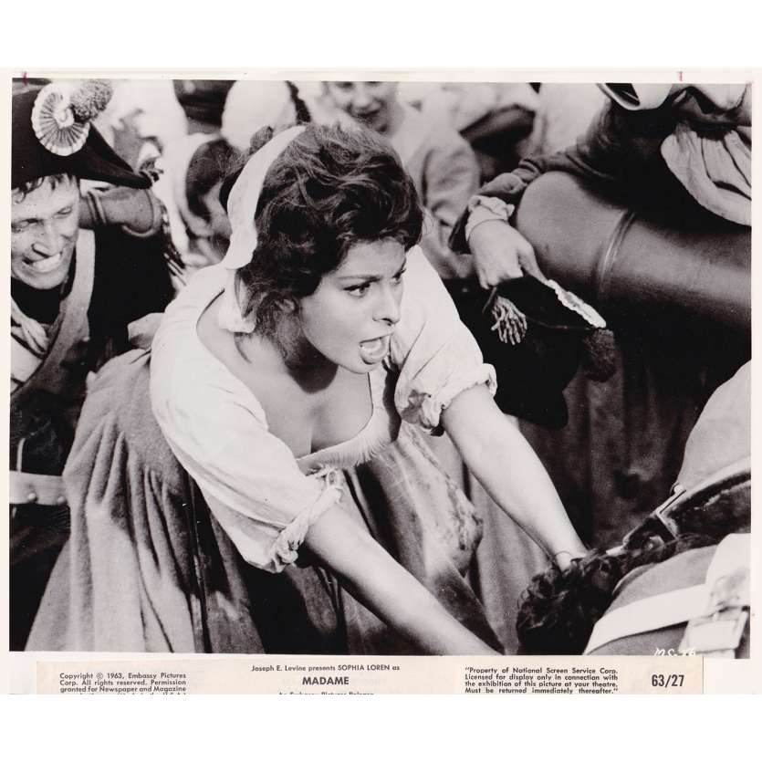 MADAME SANS GENE Photo de presse MS-86 - 20x25 cm. - 1961 - Sophia Loren, Christian-Jacque