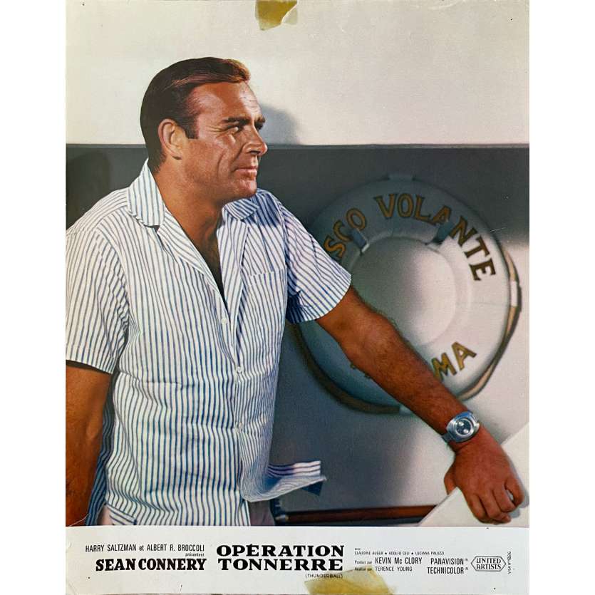 THUNDERBALL Original Lobby Card- 9x12 in. - 1965 - James Bond, Sean Connery