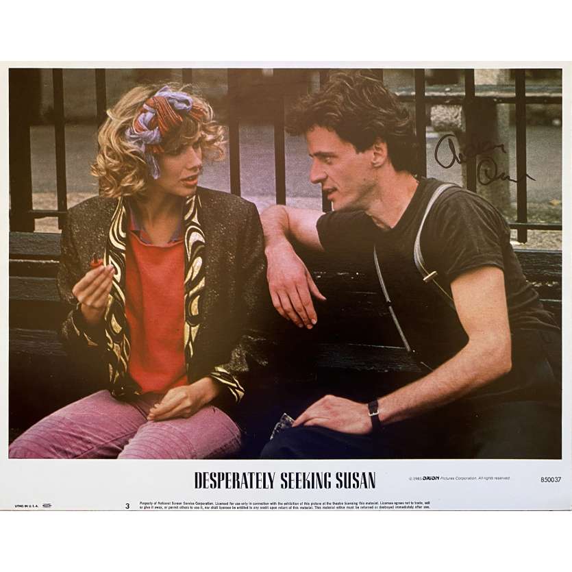 DESPERATELY SEEKING SUSAN Original Lobby card SIGNED by Aidan Quinn- 11x14 in. - 1985 - Susan Seidelman, Madonna, Rosanna Arqu