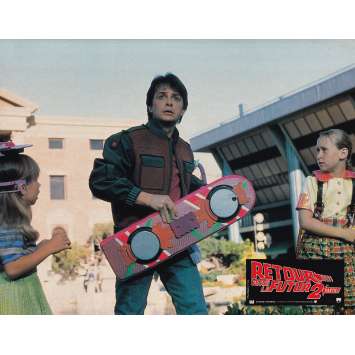 RETOUR VERS LE FUTUR 2 Photo de film N06 - 21x30 cm. - 1989 - Michael J. Fox, Robert Zemeckis RETOUR VERS LE FUTUR 2 Photo de film N06 - 21x30 cm. - 1989 - Michael J. Fox, Robert Zemeckis