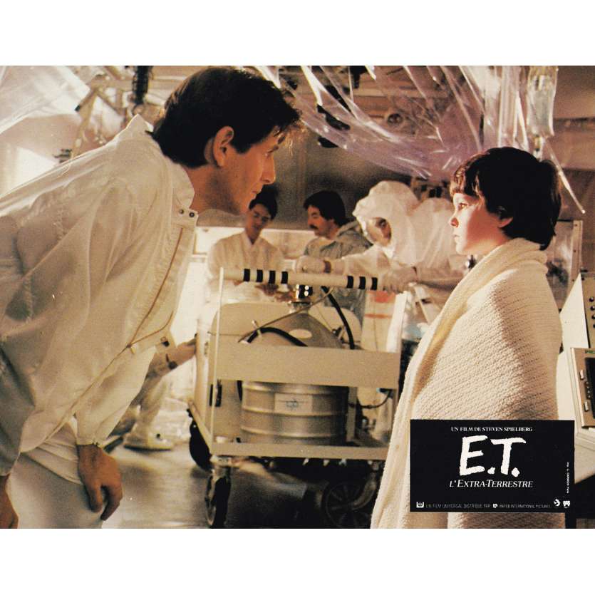 E.T. THE EXTRA-TERRESTRIAL Original Lobby Card N10 - 9x12 in. - 1982 - Steven Spielberg, Dee Wallace