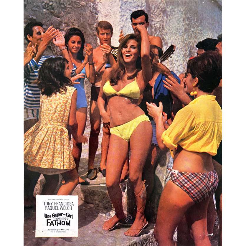 FATHOM Vintage Lobby Card N08 - 10x12 in. - 1967 - Leslie H. Martinson, Raquel Welch
