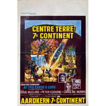 CENTRE TERRE 7EME CONTINENT Affiche de cinéma- 35x55 cm. - 1976 - Peter Cushing, Caroline Munro, Kevin Connor