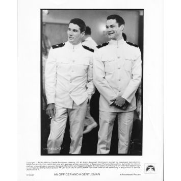 AN OFFICER AND A GENTLEMAN Movie Still OG-5133-21 - 8x10 in. - 1982 - Taylor Hackford, Richard Gere