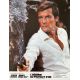 L'HOMME AU PISTOLET D'OR Photo de film N05 - 21x30 cm. - 1977 - Roger Moore, James Bond