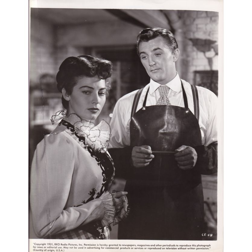 MY FORBIDDEN PAST Movie Still CE-58 - 8x10 in. - 1951 - Robert Stevenson, Robert Mitchum