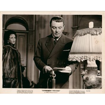 EXPERIMENT PERILOUS Movie Still EP-48 - 8x10 in. - 1944 - Jacques Tourneur, Hedy Lamarr