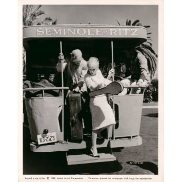 SOME LIKE IT HOT Movie Still SL(151-3)31 - 8x10 in. - 1959 - Billy Wilder, Marilyn Monroe