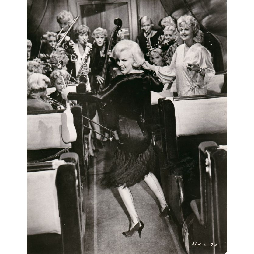 CERTAINS L'AIMENT CHAUD Photo de presse SLH-L-70 - 20x25 cm. - 1959 - Marilyn Monroe, Billy Wilder