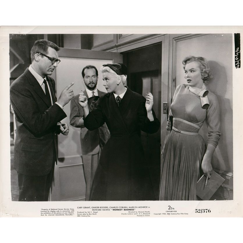 CHERIE JE ME SENS RAJEUNIR Photo de presse 856-23 - 20x25 cm. - 1952 - Marilyn Monroe, Cary Grant, Howard Hawks