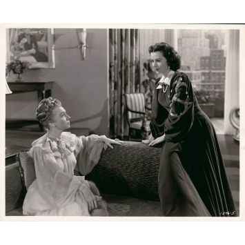 HER HIGHNESS AND THE BELLBOY Movie Still 1346-5 - 8x10 in. - 1945 - Richard Thorpe, Hedy Lamarr