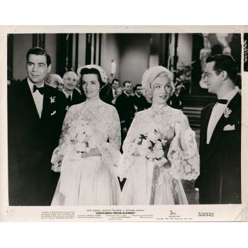 LES HOMMES PREFERENT LES BLONDES Photo de presse 882-103 - 20x25 cm. - 1953 - Marilyn Monroe, Howard Hawks