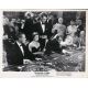 LA MAIN AU COLLET Photo de presse 11511-52 - 20x25 cm. - 1955 - Cary Grant, Alfred Hitchcock