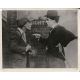LES LUMIERES DE LA VILLE photo de presse 34 - 20x25 cm. - 1931/R1940 - Virginia Cherrill, Charles Chaplin