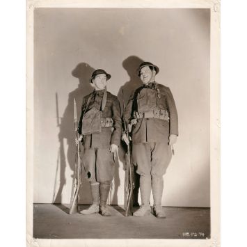 TETES DE PIOCHE photo de presse HR-F2-74 - 20x25 cm. - 1938 - Olivier Hardy, Stan Laurel