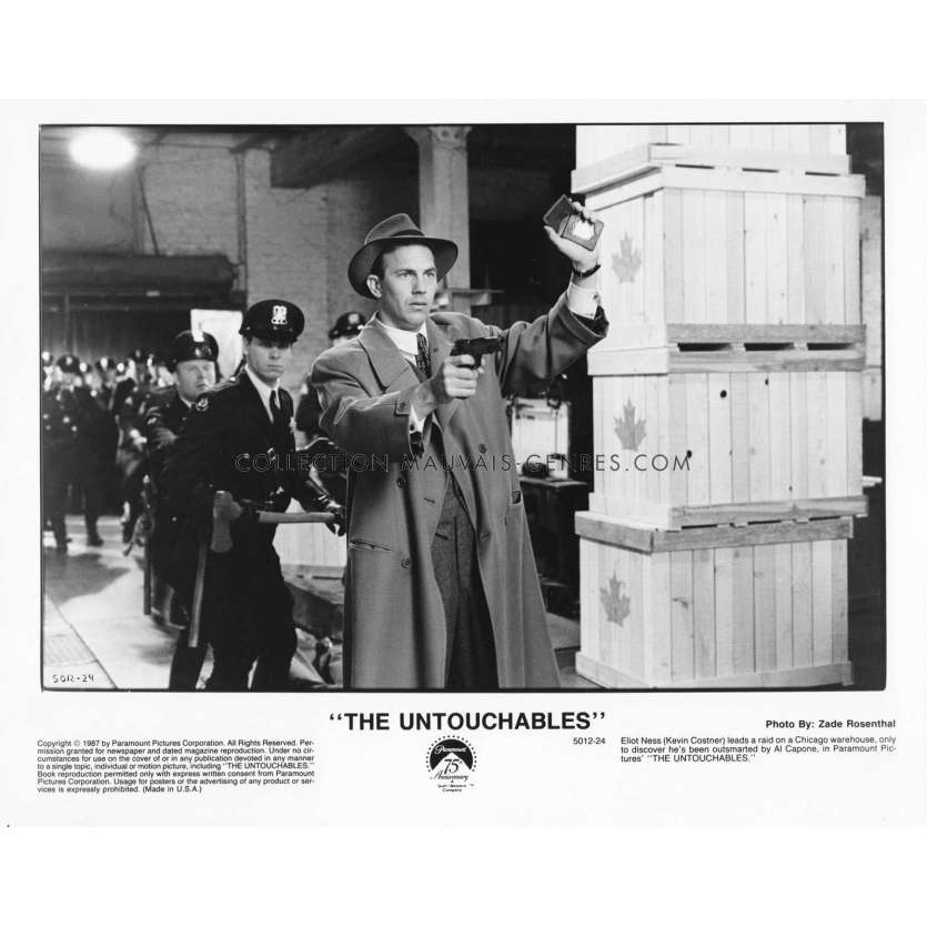 LES INCORRUPTIBLES Photo de presse 5012-24 - 20x25 cm. - 1987 - Kevin Costner, Brian de Palma -
