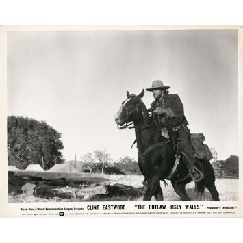 THE OUTLAW JOSEY WALES Movie Still 282-81 - 8x10 in. - 1976 - Clint Eastwood, Sondra Locke