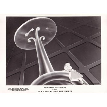 ALICE AU PAYS DES MERVEILLES Photo de presse N03 - 18x24 cm. - 1951/R1970 - Ed Wynn, Walt Disney
