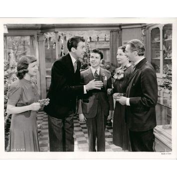 THE SHOP AROUND THE CORNER Movie Still 1121-60 - 8x10 in. - 1940 - Ernst Lubitsch, James Stewart