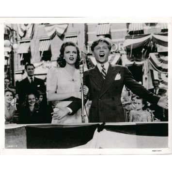 BABES ON BROADWAY Movie Still 1205-115 - 8x10 in. - 1941 - Busby Berkeley, Judy Garland, Mickey Rooney