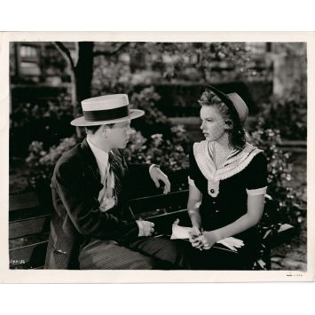 LIFE BEGINS FOR ANDY HARDY Movie Still 1193-56 - 8x10 in. - 1941 - George B. Seitz, Judy Garland, Mickey Rooney