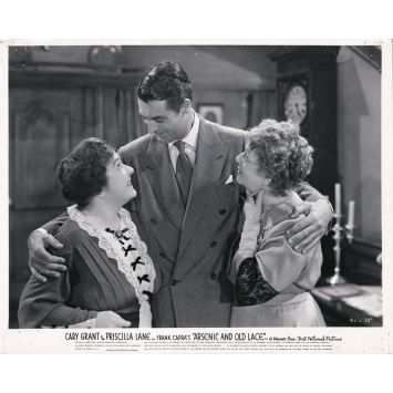 ARSENIC AND OLD LACE Movie Still AL-15 - 8x10 in. - 1944 - Frank Capra, Cary Grant