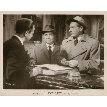 UN GRAIN DE FOLIE Photo de presse 10330-103 - 20x25 cm. - 1954 - Danny Kaye, Melvin Frank