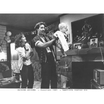ARIZONA JUNIOR Photo de presse N01 - 20x25 cm. - 1987 - Nicolas Cage, Joel Coen