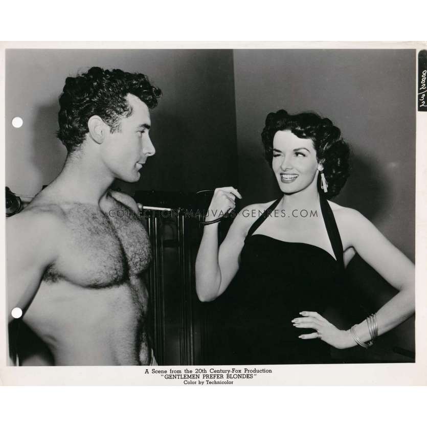 LES HOMMES PREFERENT LES BLONDES Photo de presse 882-32 - 20x25 cm. - 1953 - Marilyn Monroe, Howard Hawks