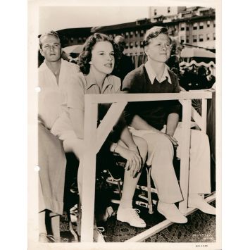 JUDY GARLAND / MICKEY ROONEY US Movie Still MG79360 - 8x10 in. - 1940 - Mickey Rooney, Judy Garland