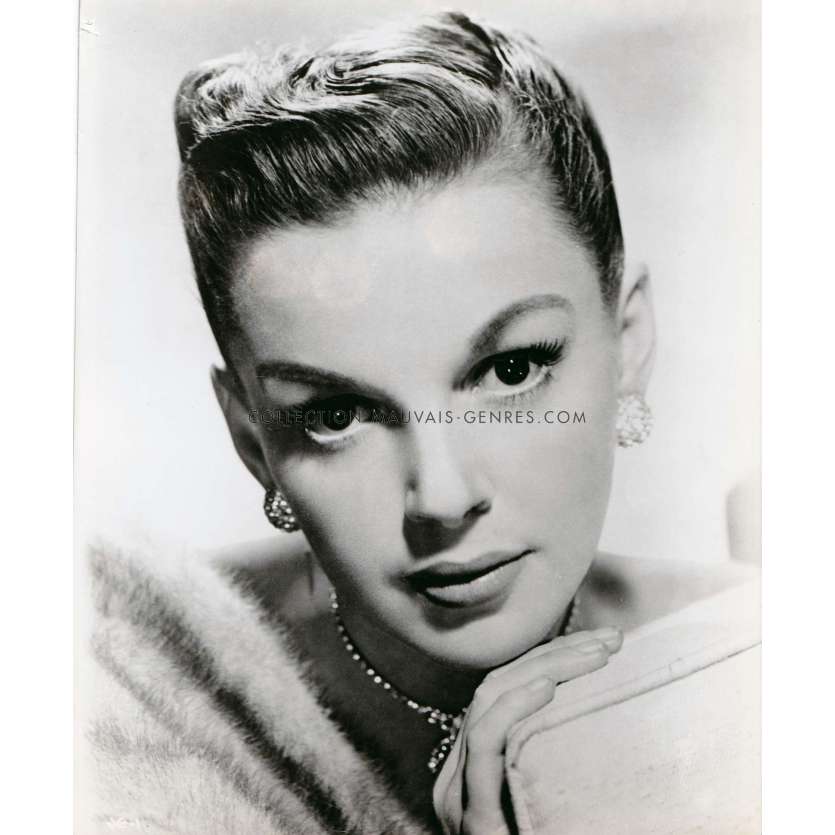 JUDY GARLAND US Movie Still- 8x10 in. - 1940 - MGM, Portrait