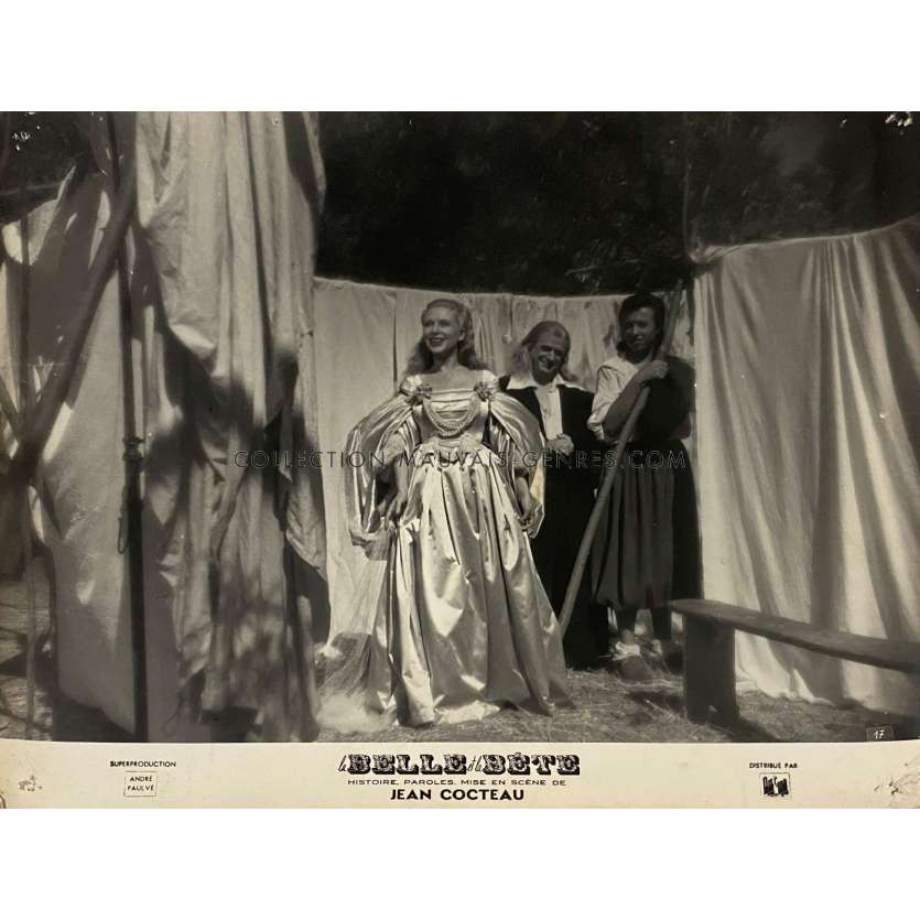 BEAUTY AND THE BEAST French Lobby Card 17 - 10x12 in. - 1946 - Jean Cocteau, Jean Marais