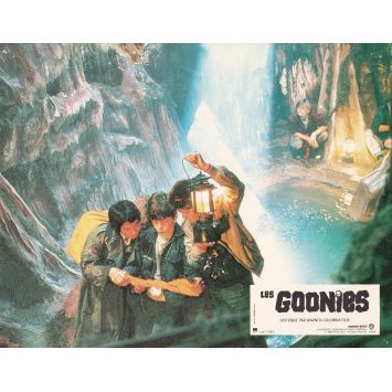 THE GOONIES French Lobby Card N06 - 9x12 in. - 1985 - Richard Donner, Sean Astin