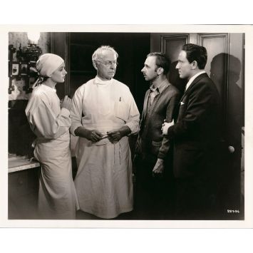 ON A VOLE LES PERLES KORONOFF Photo de presse 883-34 - 20x25 cm. - 1935 - Myrna Loy, Sam Wood