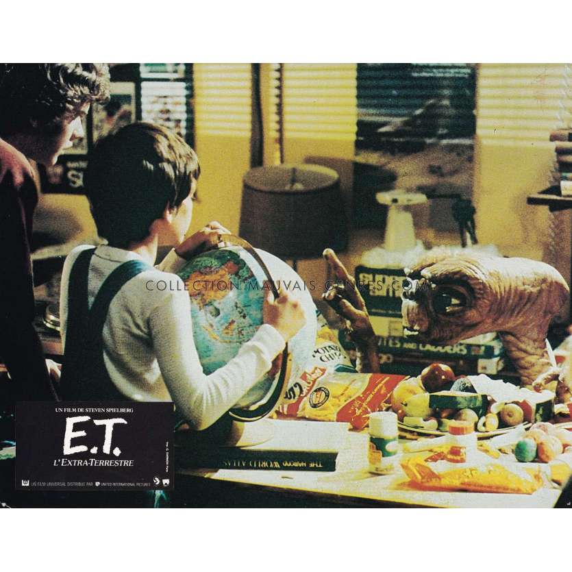 E.T. THE EXTRA-TERRESTRIAL French Lobby Card N03 - 9x12 in. - 1982 - Steven Spielberg, Dee Wallace