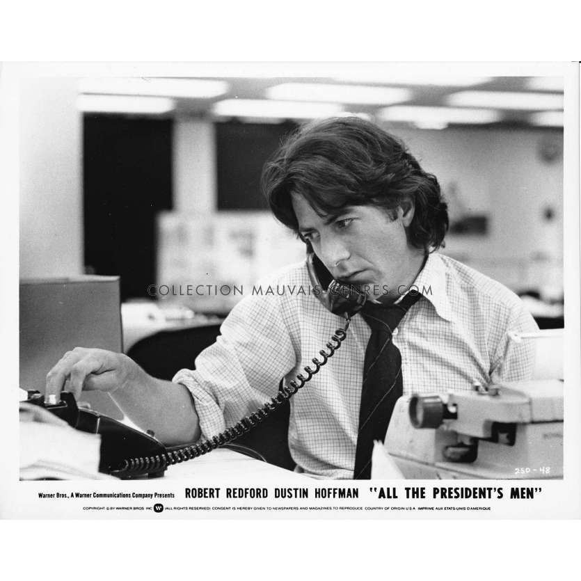 LES HOMMES DU PRESIDENT Photo de presse 250-48 - 20x25 cm. - 1976 - Dustin Hoffman, Alan J. Pakula
