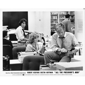 LES HOMMES DU PRESIDENT Photo de presse 250-60 - 20x25 cm. - 1976 - Dustin Hoffman, Alan J. Pakula