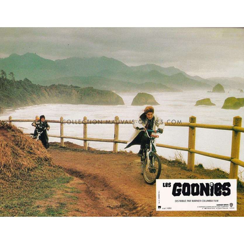 THE GOONIES French Lobby Card N09 - 9x12 in. - 1985 - Richard Donner, Sean Astin