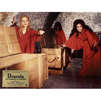 DRACULA VIT TOUJOURS A LONDRES Photo de film N01 - 30x40 cm. - 1973 - Christopher Lee, Alan Gibson