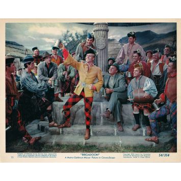 BRIGADOON Photo de film N11 - 20x25 cm. - 1954 - Gene Kelly, Vincente Minnelli