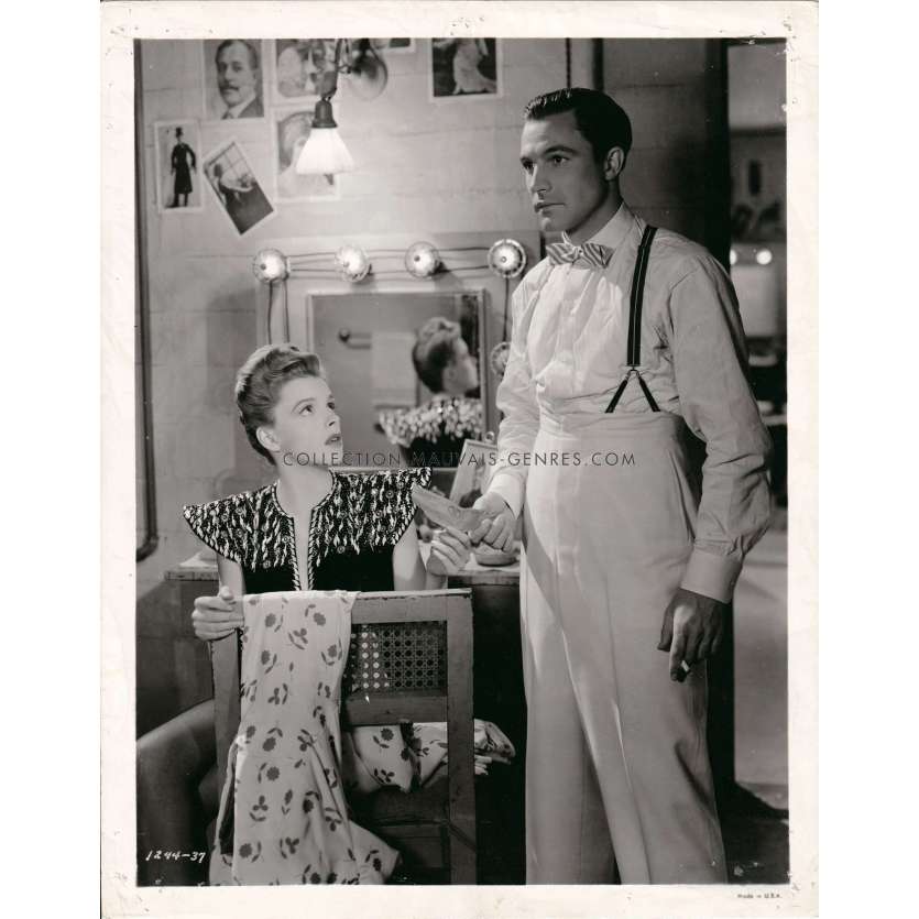 FOR ME AND MY GAL U.S Movie Still 1333-14 - 8x10 in. - 1942 - Busby Berkeley, Gene Kelly