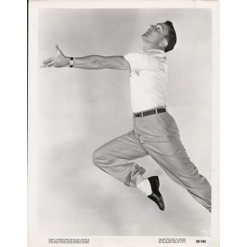 GENE KELLY U.S Movie Still 1922 - 8x10 in. - 1950 - Portrait, Dancing