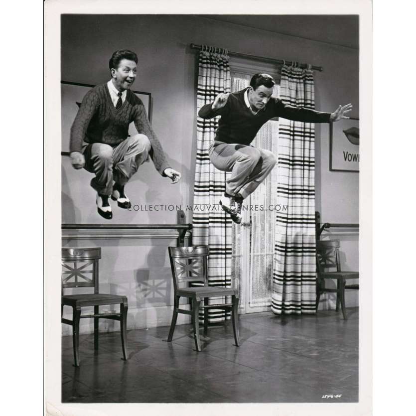 SINGIN' IN THE RAIN U.S Movie Still 1546-55 - 8x10 in. - 1952 - Stanley Donen, Gene Kelly